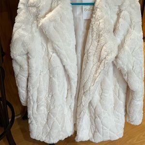 NWT Graceyln Cream Jacket